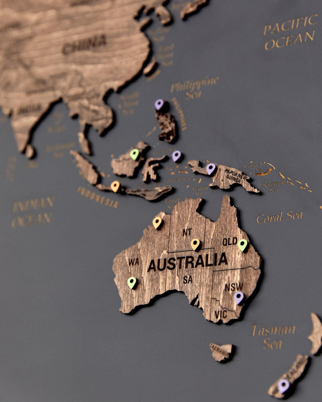 Wooden World Map Wall Décor